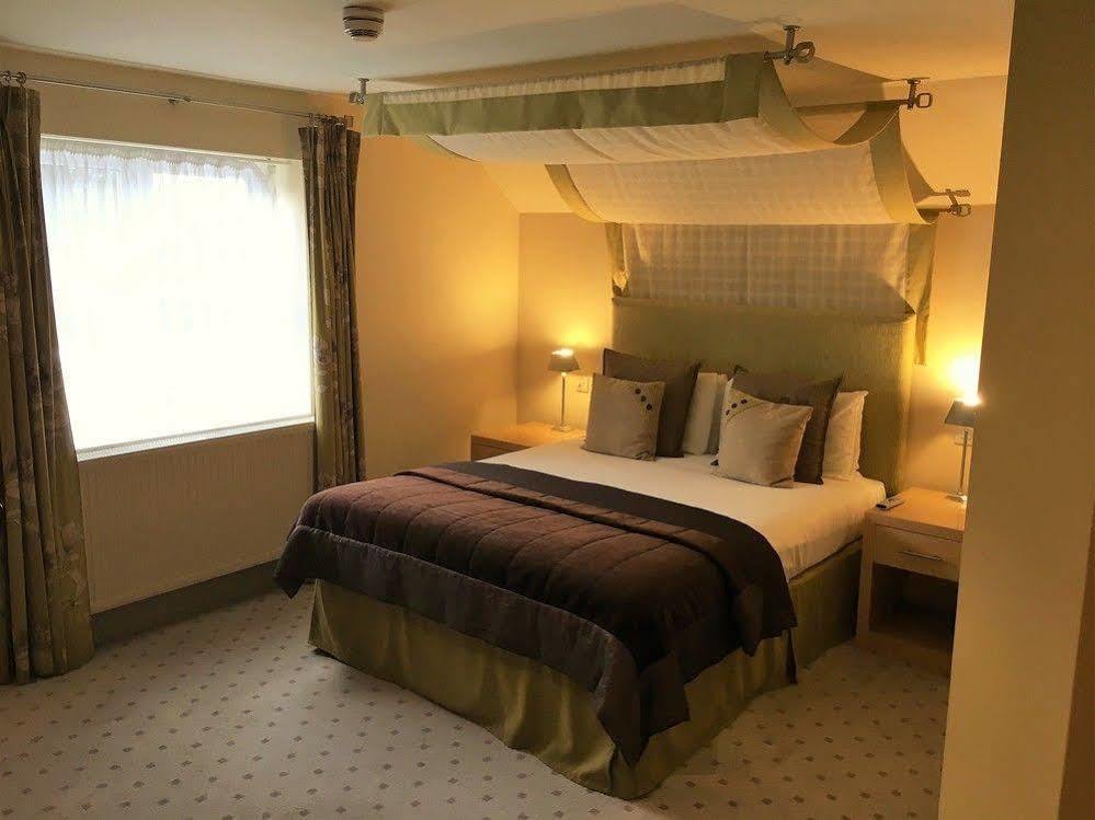 The Highworth Hotel Swindon Eksteriør bilde