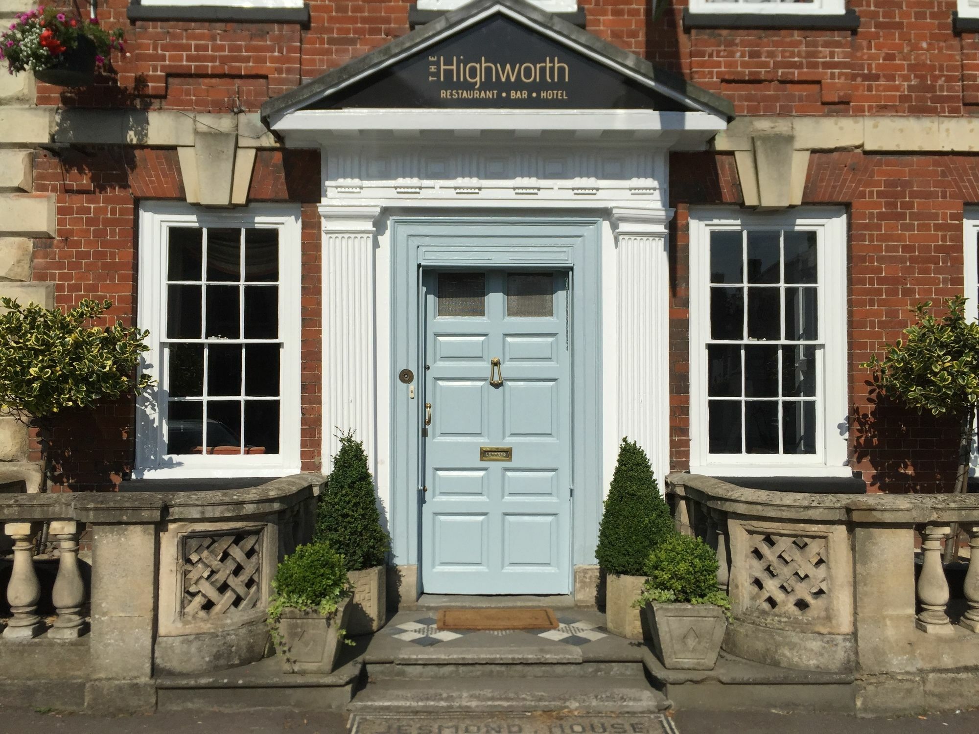 The Highworth Hotel Swindon Eksteriør bilde